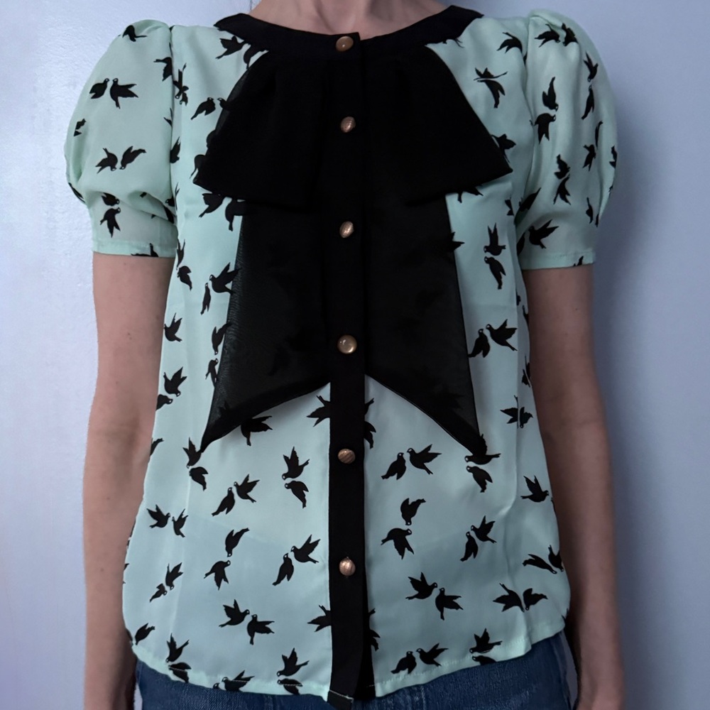 Chic Black And Mint Bird Pattern Blouse - image 1